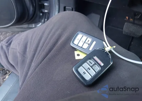 2021 Honda Accord Hybrid Ex-L z USA, uszkodzony, nr VIN 1HGCV3F50MA010113